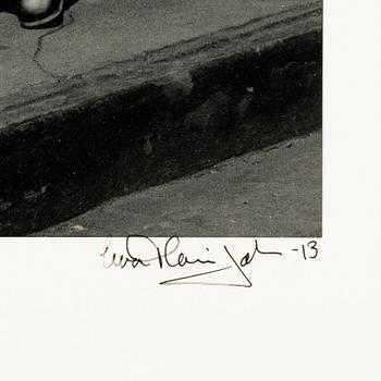 Ewa-Mari Johansson, "Woman dressed in white".