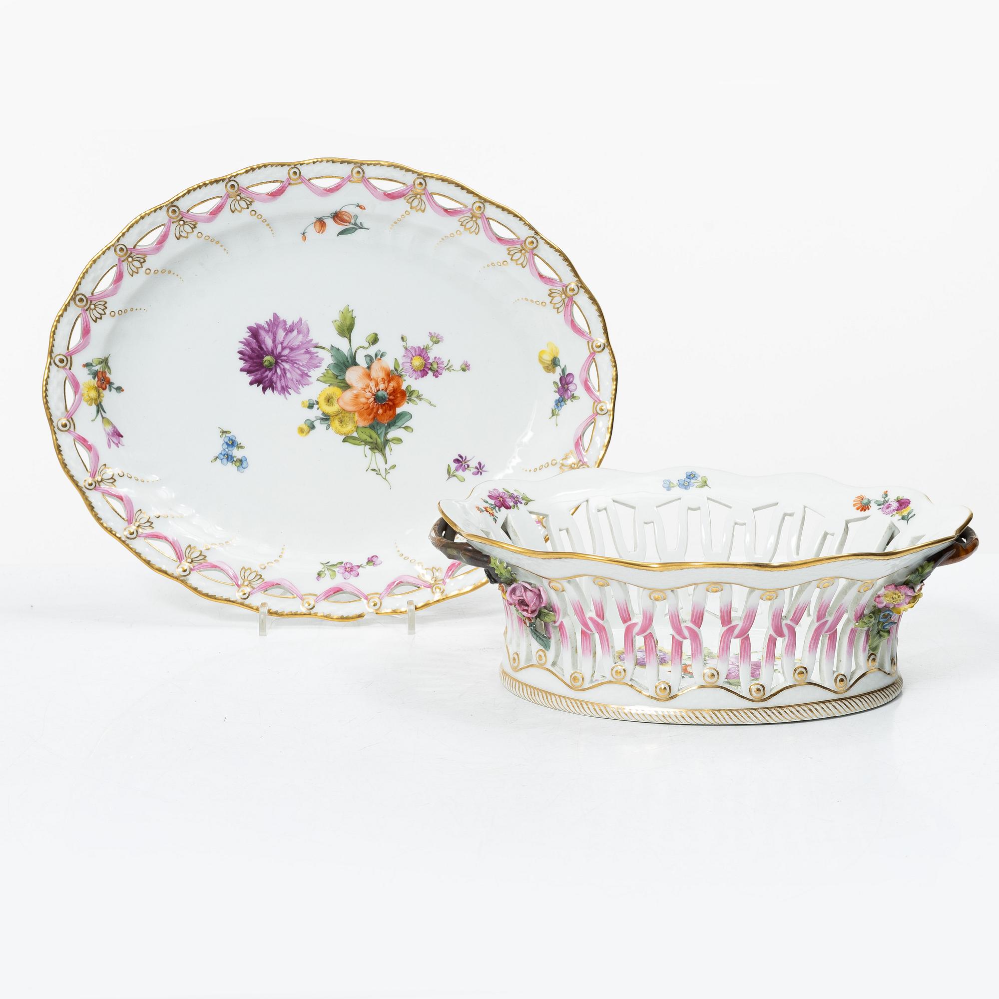 Royal Copenhagen, a lattice bowl and stand, 'Saxon Flower', Denmark, 1889-1922.