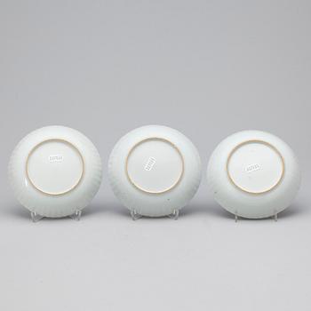 SKÅLFAT, 3st, porslin, Kina, Qing dynastin, Qianlong 1736-1795).