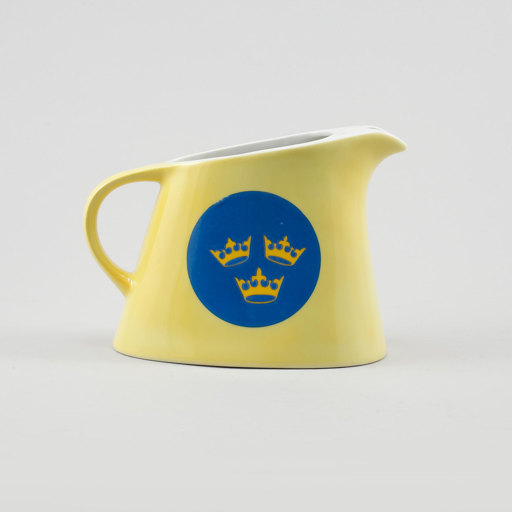 ISVATTENKANNA, porslin, "Svenska Amerika Linjen", omkring 1900-talets mitt.