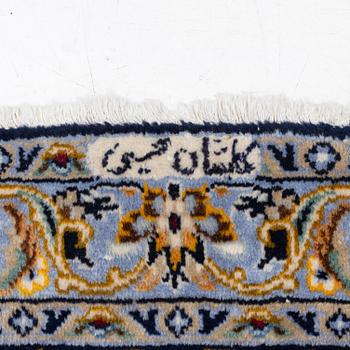 Matta, Keshan, ca 385 x 270 cm.