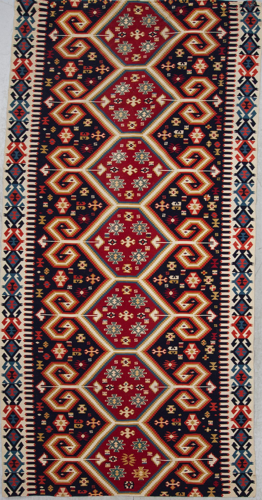 TÄCKE, semiantik, kelim, orientalisk, ca 302 X 153 cm.