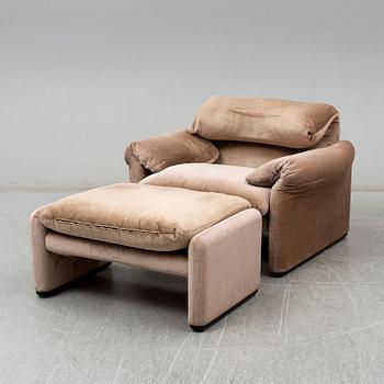 VICO MAGISTRETTI, a 'Maralunga' easy chair with foot rest, Cassina, Italy.