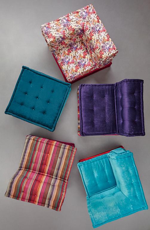 Hans Hopfer, a modular sofa "Mah Jong", Roche Bobois / Missoni 21st Century.