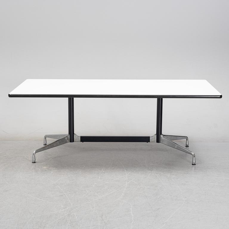 Charles and Ray Eames, a 'Segmented Table', Vitra, 2005.