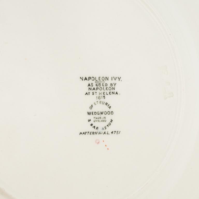 Mat- och kaffeservis, ca 77 delar, flintgods, "Napoleon Ivy", Wedgwood.