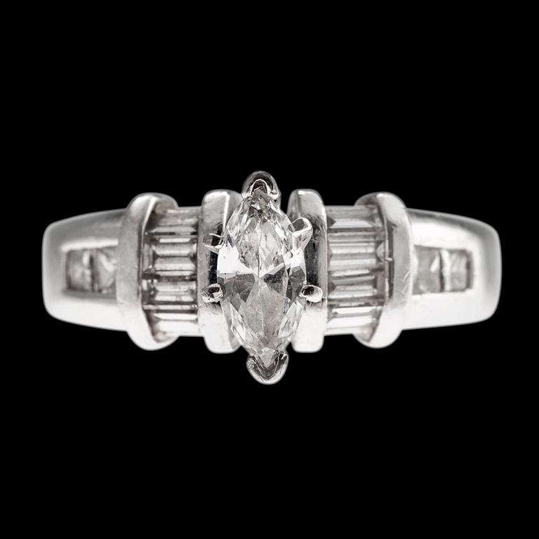 A RING, platinum. Navette, baguette and princess cut diamonds c. 1.30 ct. Size 17,5. Weight 9,0 g.