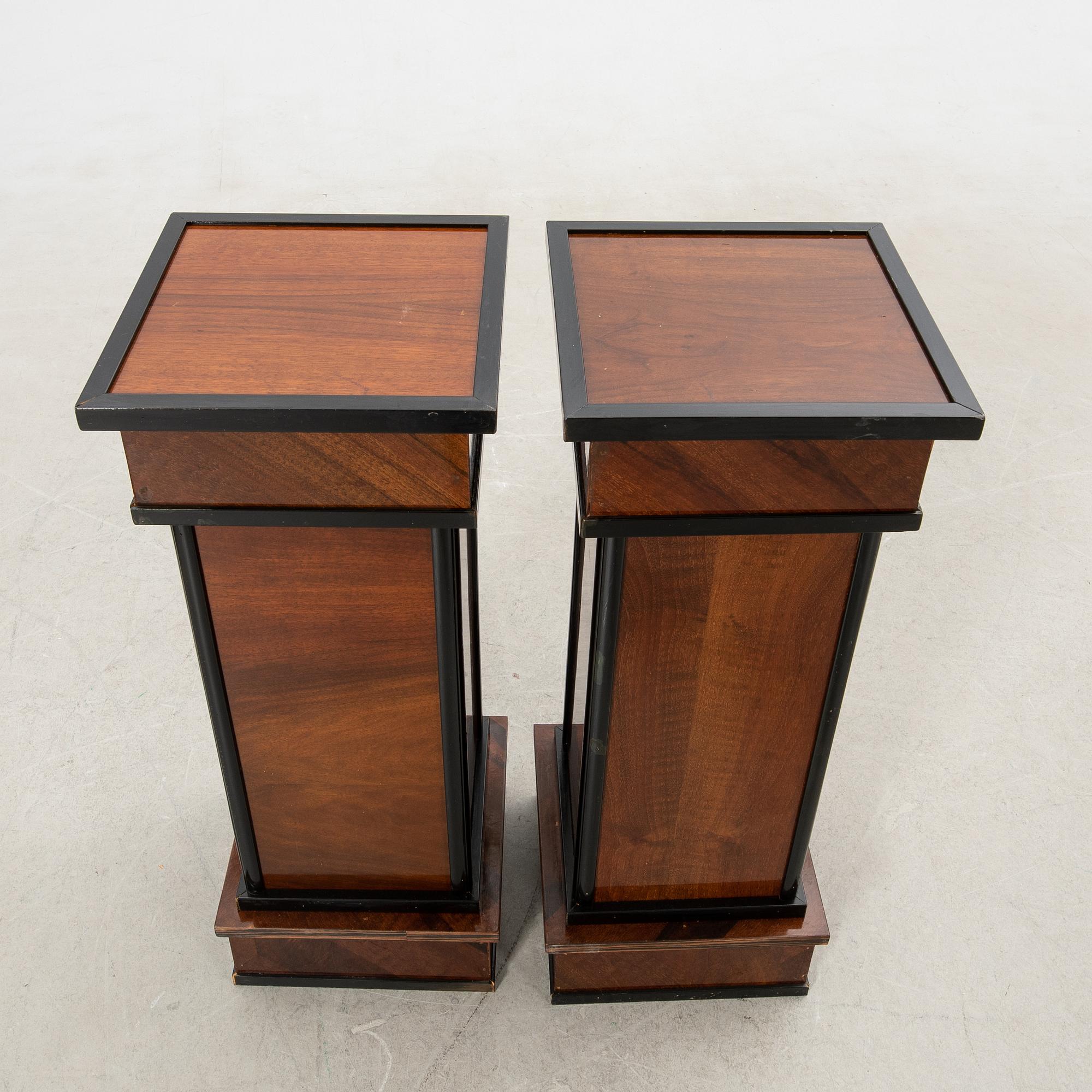 Pedestals, a pair, first half/mid 20th century.