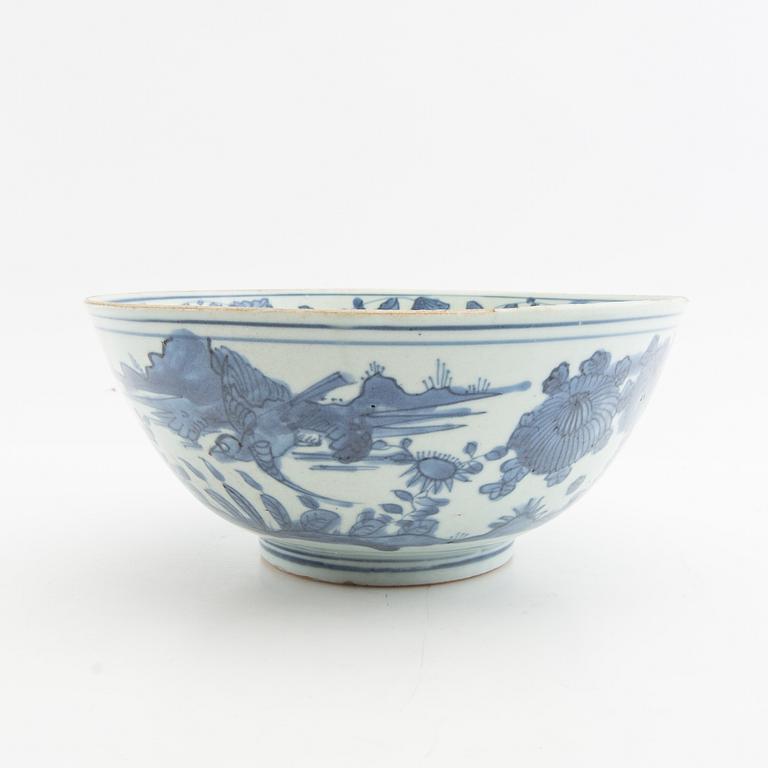 Bowl, porcelain, Qianlong (1736-95), Qing dynasty, China.