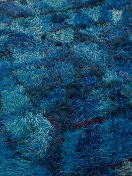 MATTA. "Blå månen". Rya. 252 x 177 cm. Komponerad av Viola Gråsten 1949, NK Textilkammare.