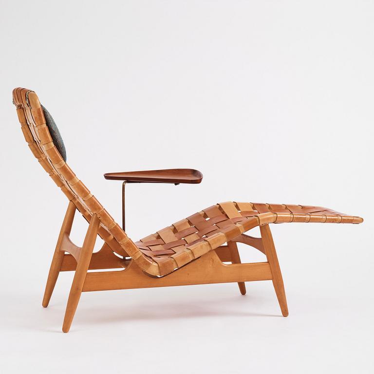 Arne Vodder, a natural brown leather lounge chair, Bovirke, Denmark 1950s.