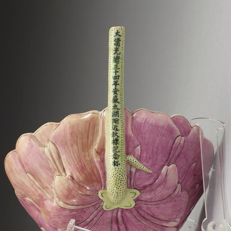 A famille rose water dropper in the shape of a lotusflower, dated to the 34 year of Guangxu, corresponding to 1908.