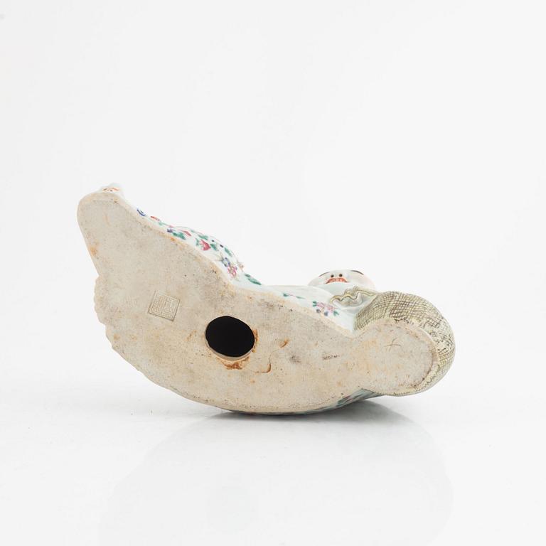 Figurine, Buddai, porcelain, China, 20th century.