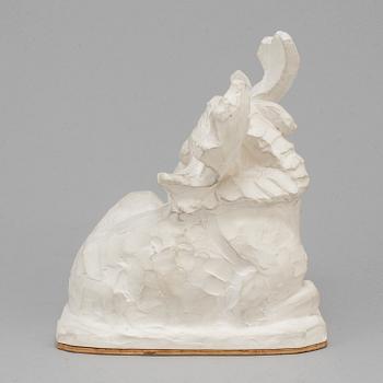 JUSSI MÄNTYNEN, Sculpture, plaster. Signed. H: 22 cm, L: 20 cm.