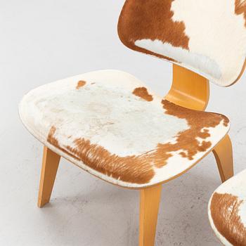 Charles & Ray Eames, stolar, ett par, "Plywood Group DWC", Vitra.