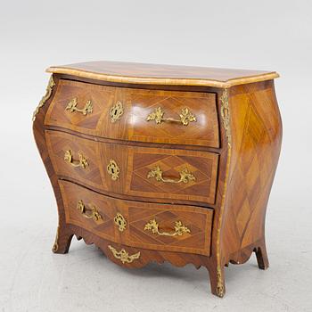 Chest of drawers, Rococo style, signed Axel Törnblom 1896.