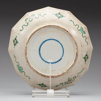 A famille verte, bisquit charger, Qing dynasty, 19th century.