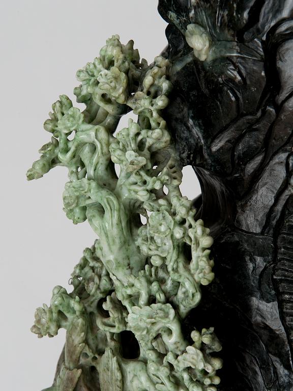 SKULPTUR, jade. Kina, 1900-talets första hälft.