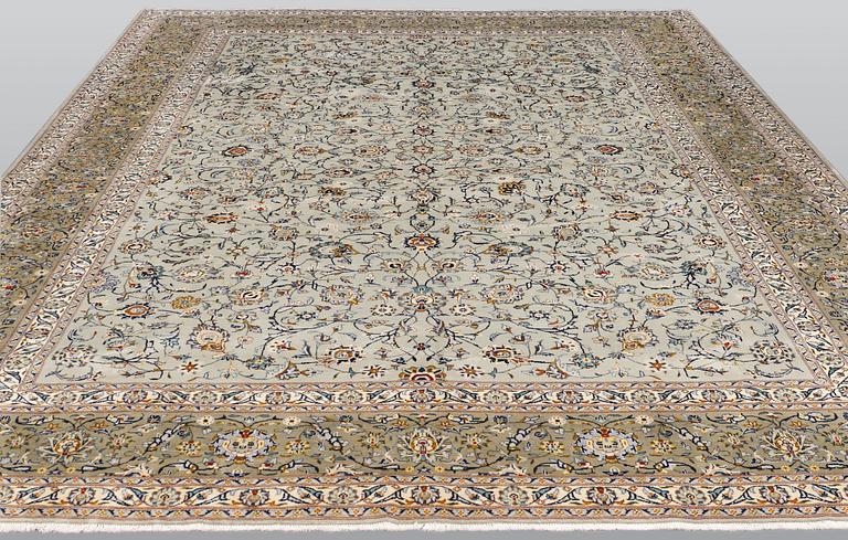 A so called Royal Kashan carpet, c. 390 x 310 cm.