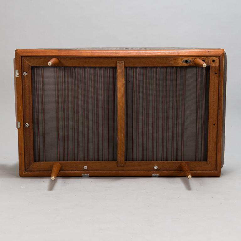 Peter Hvidt & Orla Mølgaard Nielsen, A three piece Danish 'Minerva' sofa suite with a table for France & Son, 1950s/1960.