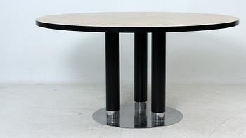 BORD, art deco-stil. 1900-talets andra hälft.