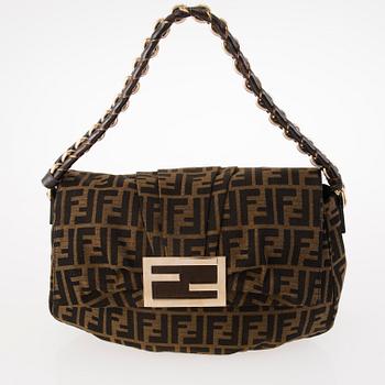 FENDI, "Mia Flap Bag", VÄSKA.