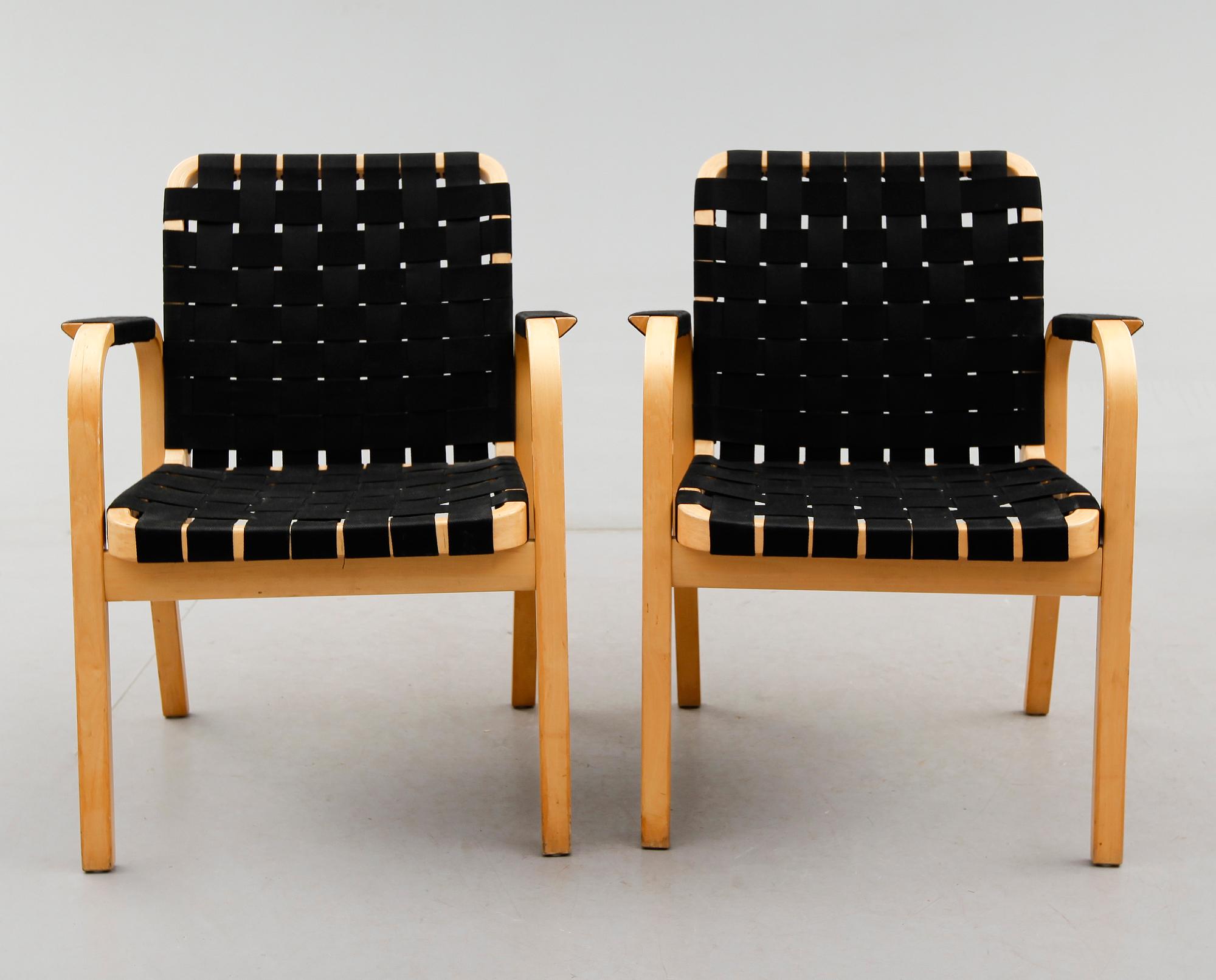 KARMSTOLAR, 1 par, modell 45, Alvar Aalto, 1900-talets andra hälft.