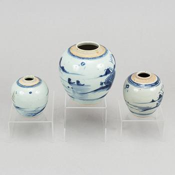 A set of three blue and white jars, Qing dynasty, 19th Century.