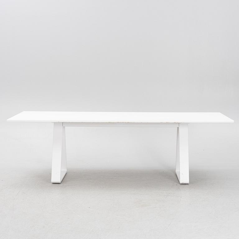 Thomas Eriksson, a "Bermuda" table from Asplund.