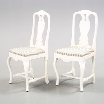 STOLAR, ett par, senbarock, 1700-tal.