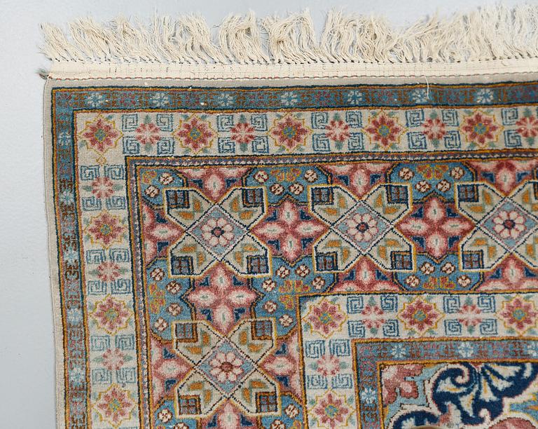 MATTA, orientalisk, old, 336x228 cm.