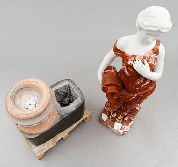 TRÄDGÅRDSSKULPTUR / FONTÄN, marmor, modern tillverkning.