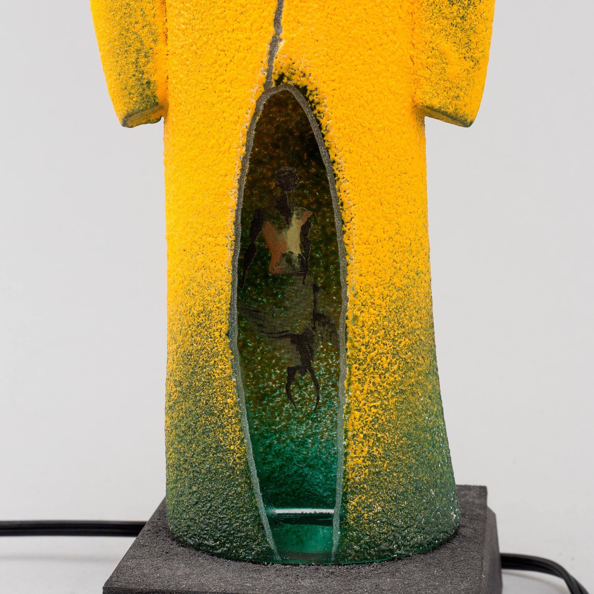 A Kjell Engman glass sculpture. Signed. Kosta Boda Limited edition.