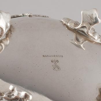 KAFFESERVIS, 4 delar, låghaltigt silver, 1900-tal, total vikt 1125 gram.