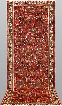 Gallerimatta, Hamadan, ca 300 x 110 cm.