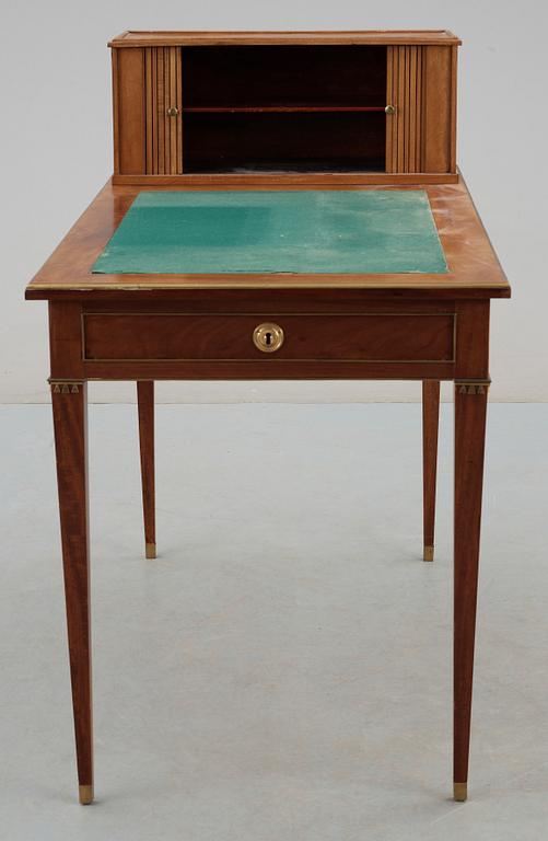SKRIVBORD, sengustaviansk stil, omkring sekelskiftet 1900.