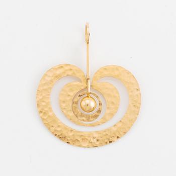 Tapio Wirkkala, gold apple pendant.