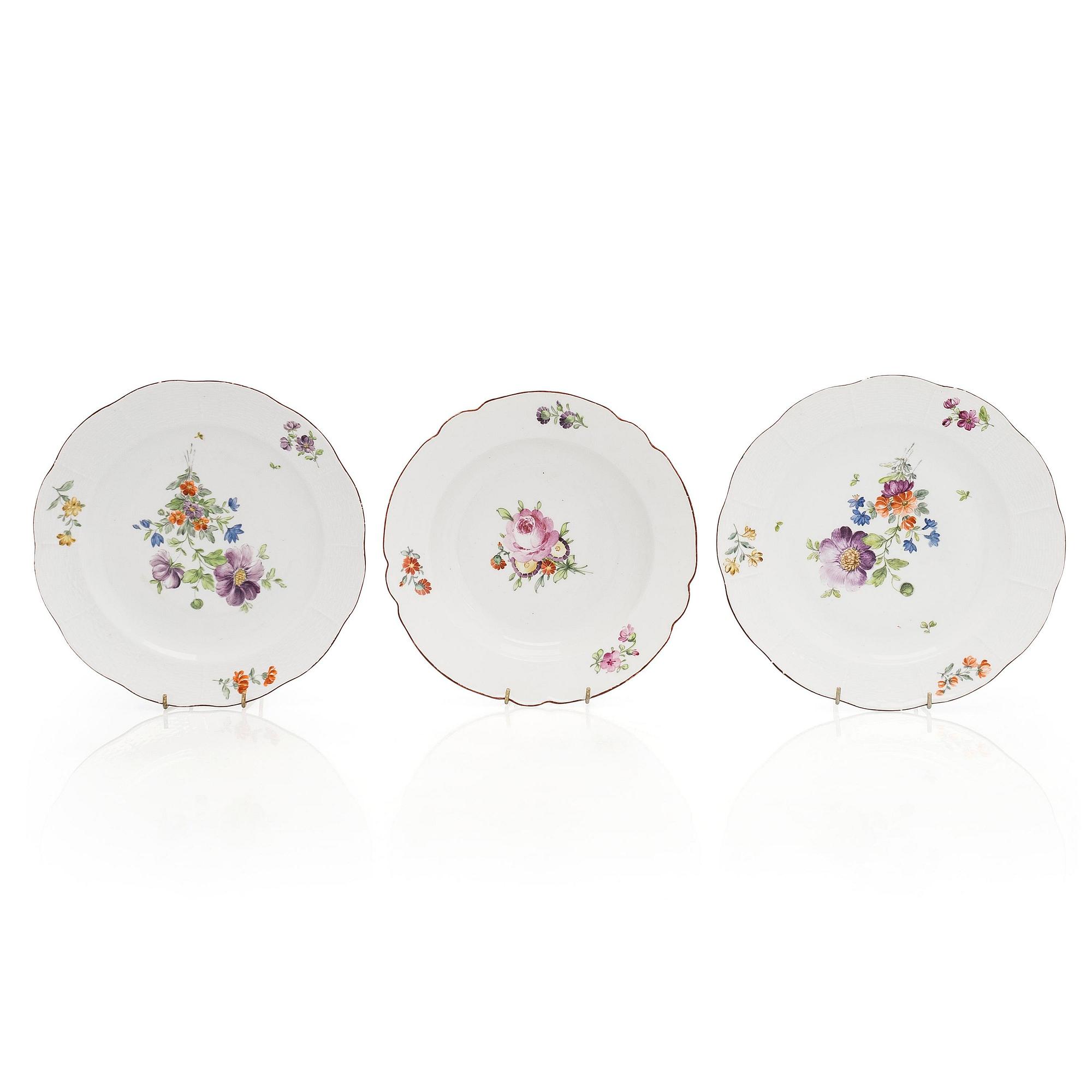 Three porcelain plates, by the Imperial Porcelain Factory in Saint Petersburg, period of Paul I 1796-1801.