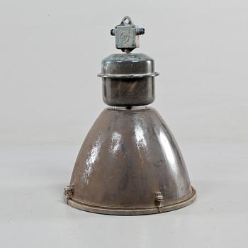 INDUSTRILAMPA, 1900-talets fjärde kvartal. Höjd 76 cm.