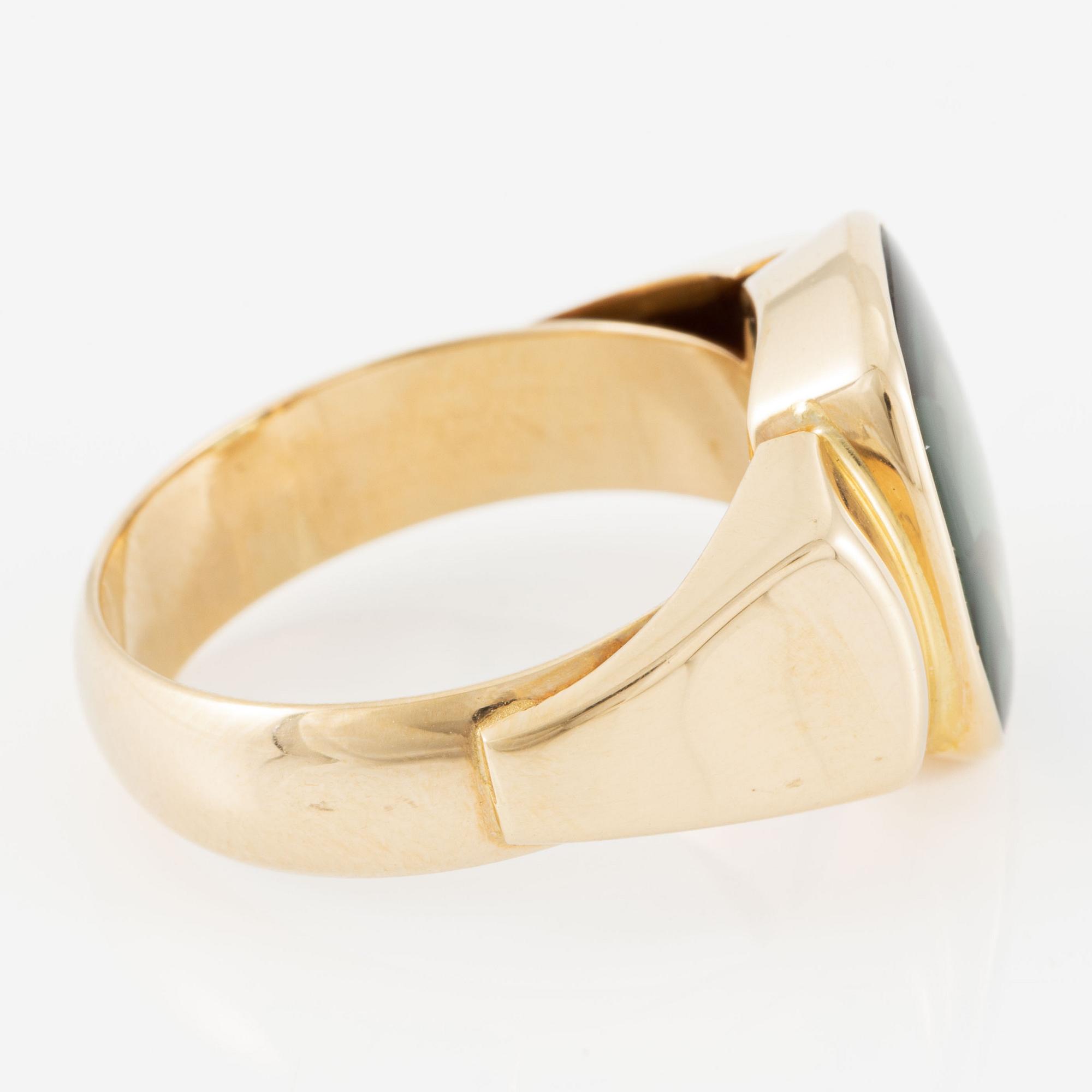 Ring, Alton, 18K gold with synthetic green spinel.