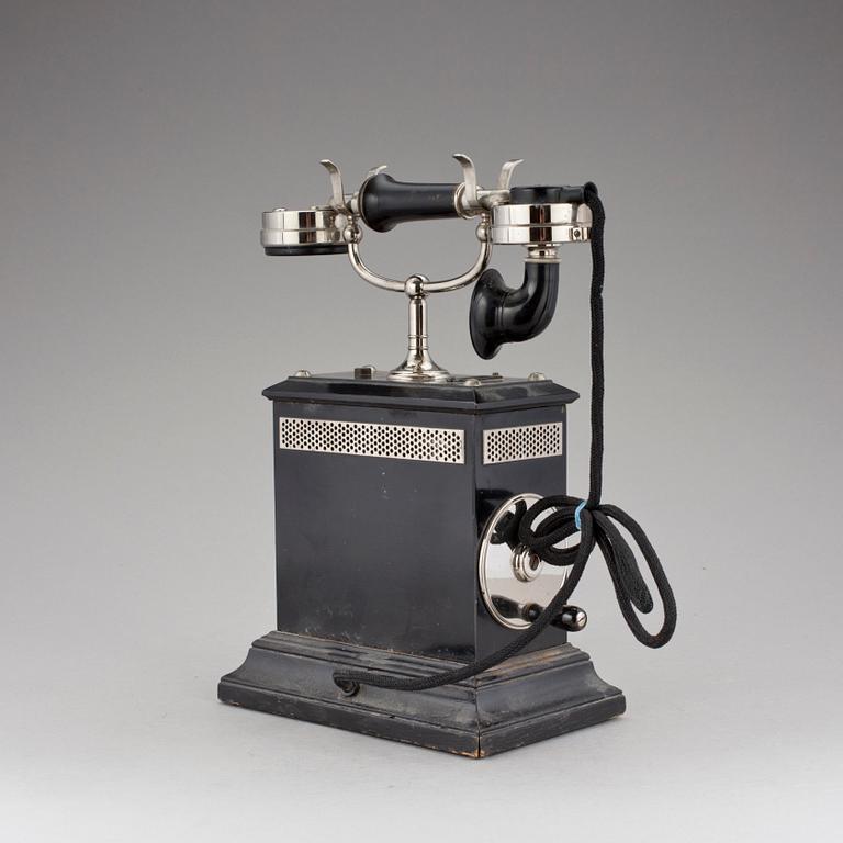 TELEFON, 1900-talets första hälft.
