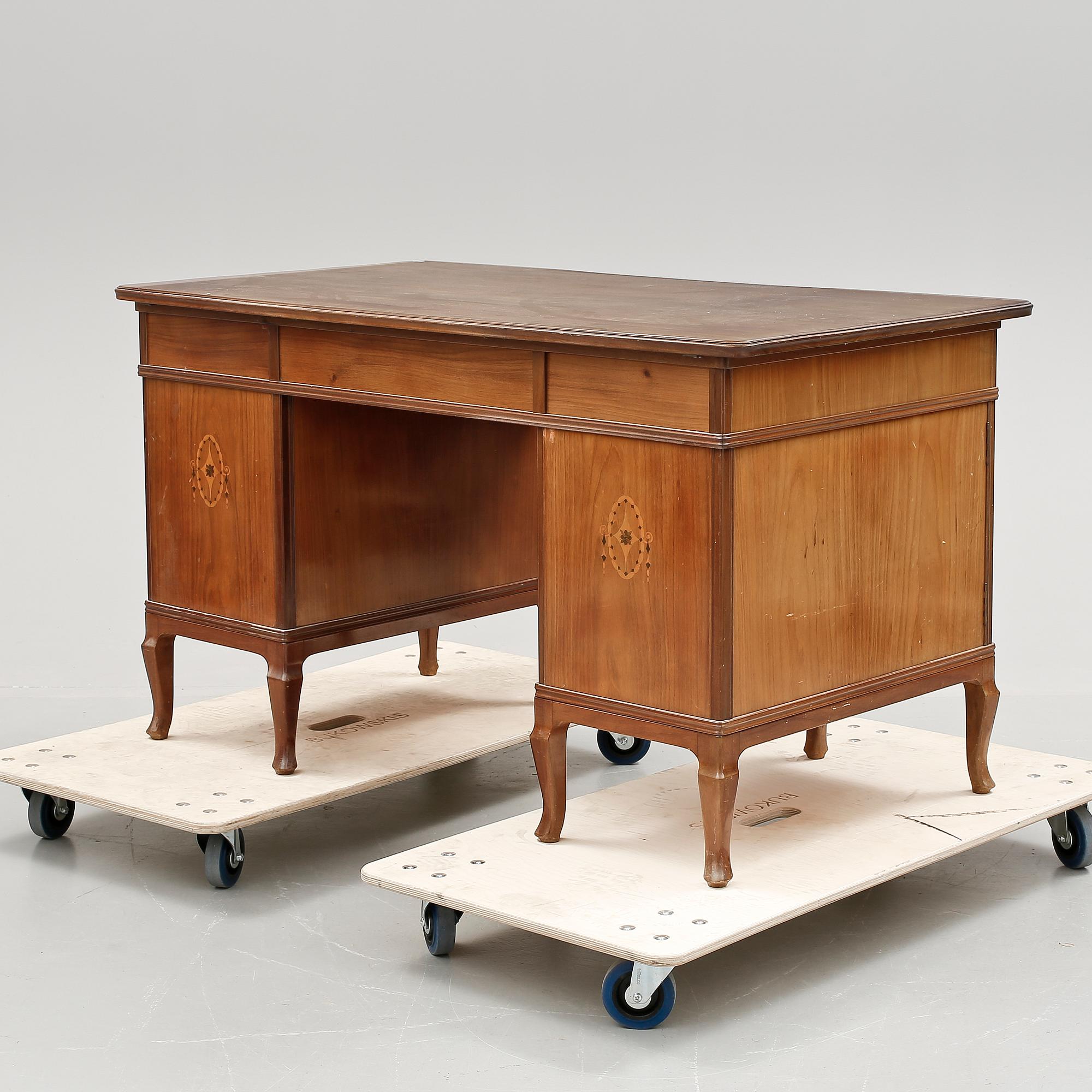 SKRIVBORD, 1920-tal.