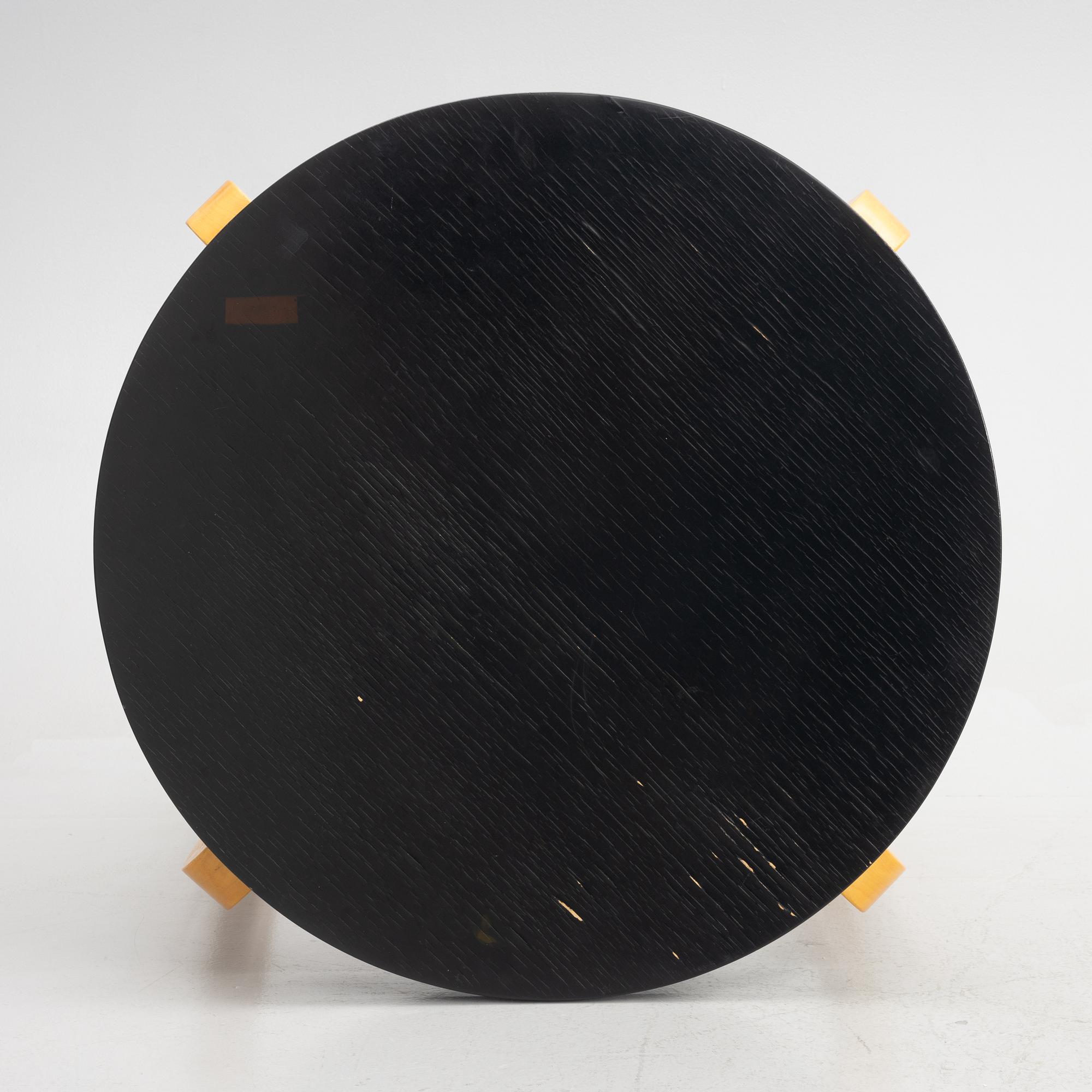 Alvar Aalto, a model 70 table, Artek, second half of the 20th century.