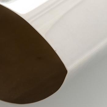 Pekka Piekäinen, maljakko, sterlinghopeaa, J.A. Tarkiainen, Helsinki 1988.