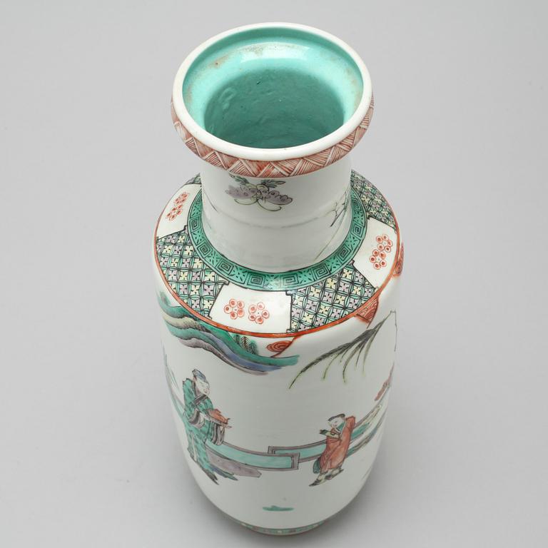 A porcelain vase, China, 20th Century.