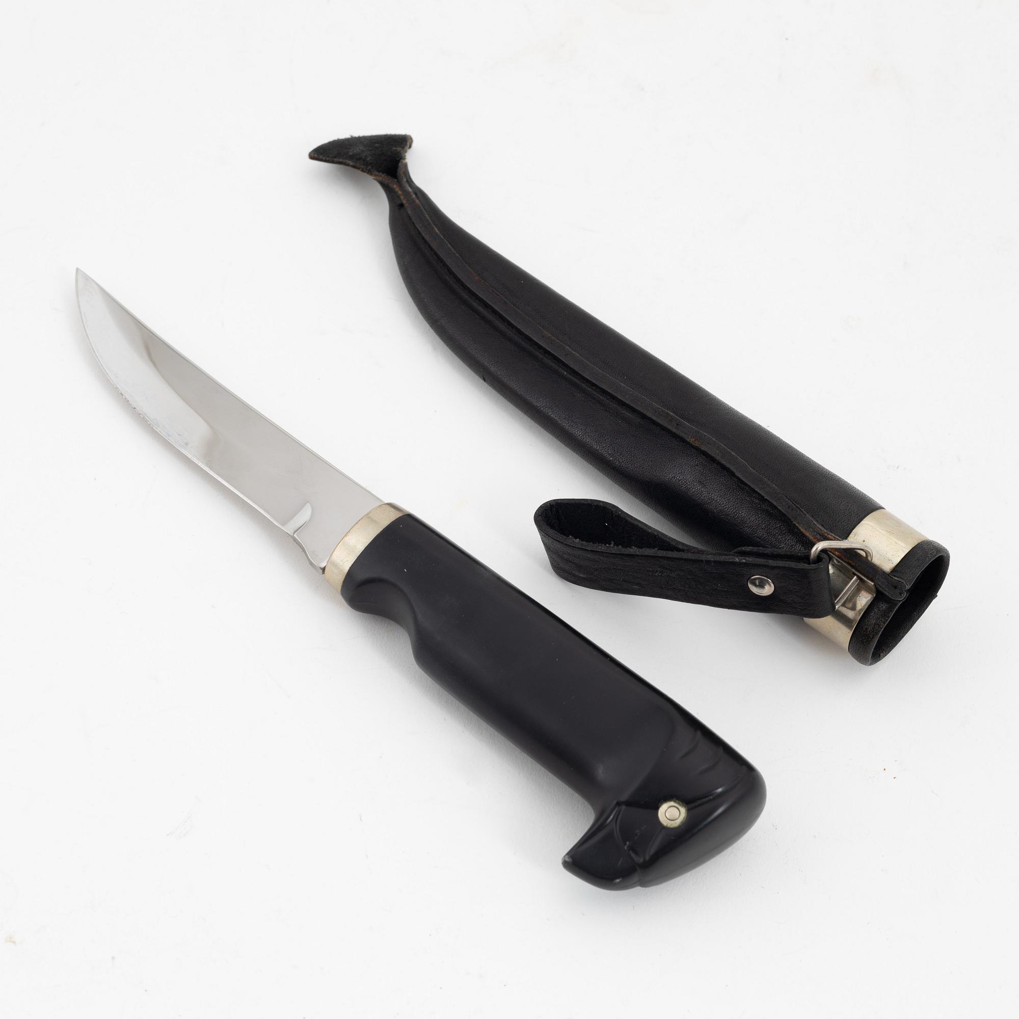 Bertel Gardberg, a Fiskars knife, Finland, designed for WWF.