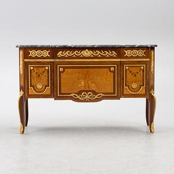 Byrå, gustaviansk stil, 1900-talets mitt.