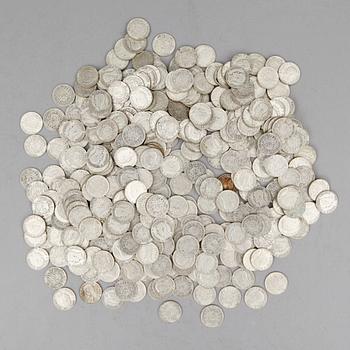 SAMLING SILVERMYNT, enkronor, Gustaf V, 1910-1941. Total vikt ca 3000 gram.