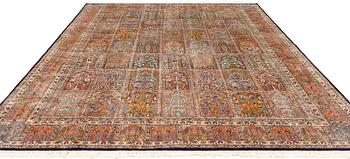 A carpet silk Kashmir, c 330 x 245 cm.