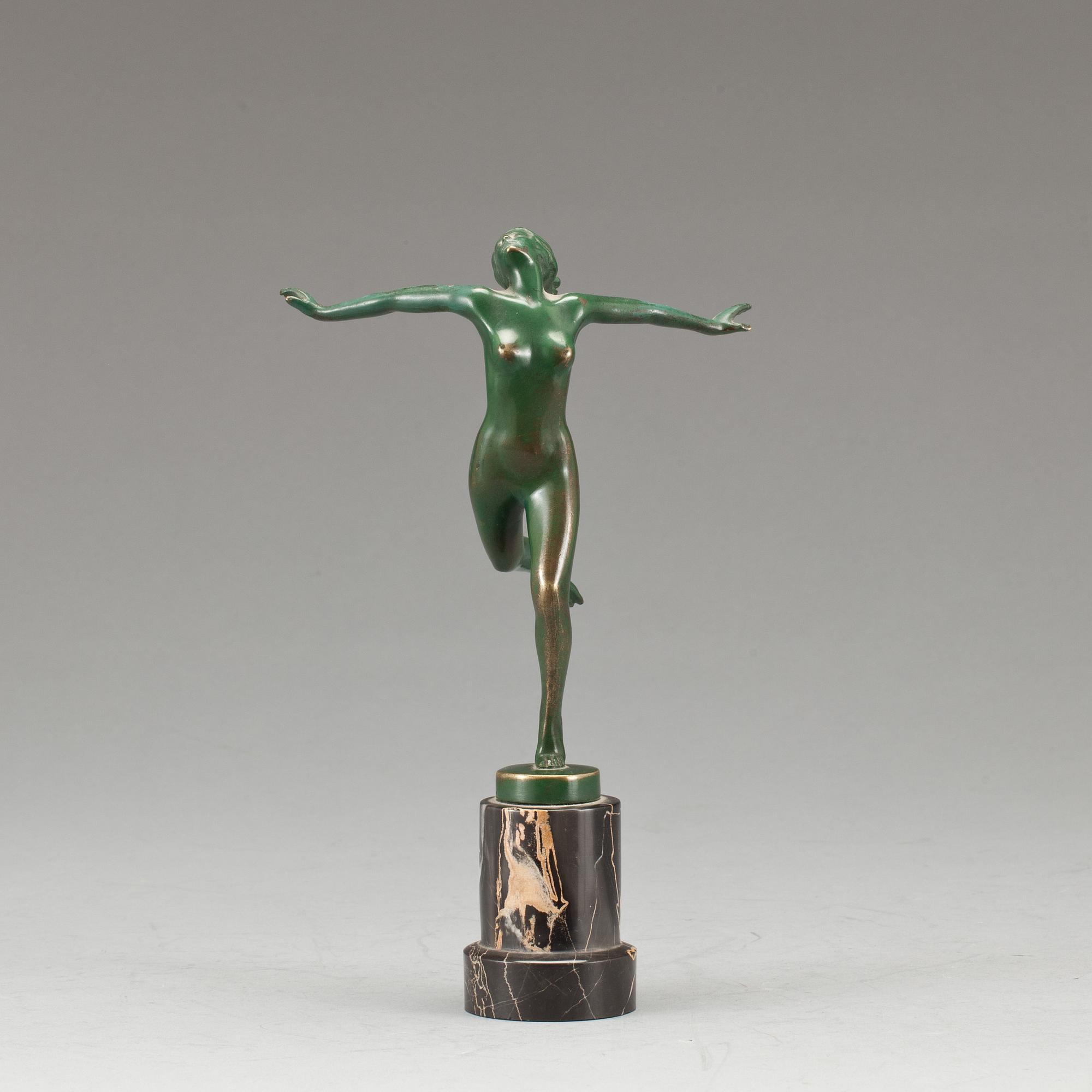 JOSEF LORENTZL, skulptur, signerad, grönpatinerad, brons.